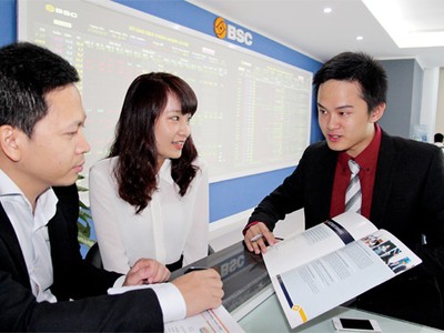 Năm 2013, 200.000 tỷ đồng vốn huy động qua TTCK